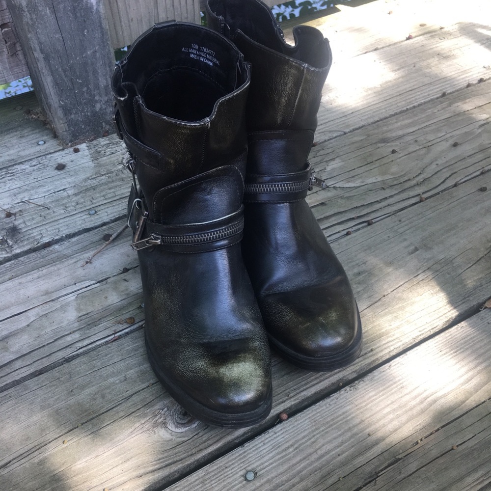 Moto boots